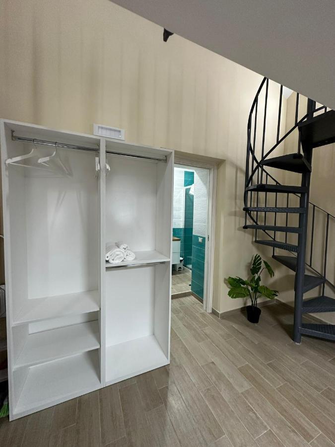 مبيت وإفطار Napoli Centro - La Casa Di Sasa المظهر الخارجي الصورة