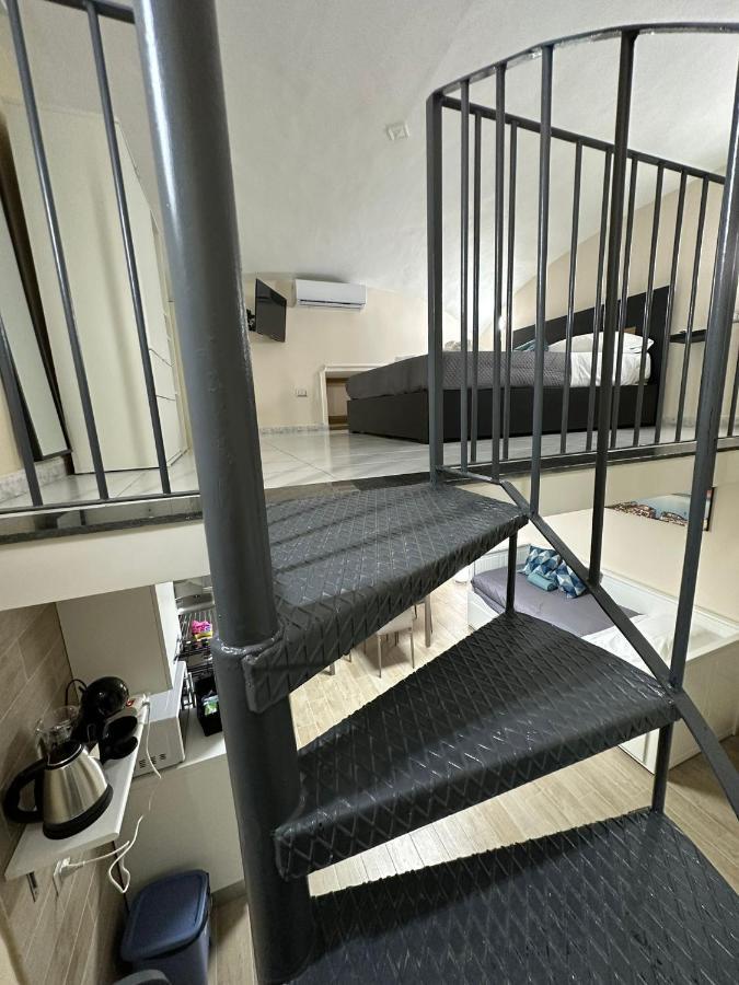 مبيت وإفطار Napoli Centro - La Casa Di Sasa المظهر الخارجي الصورة