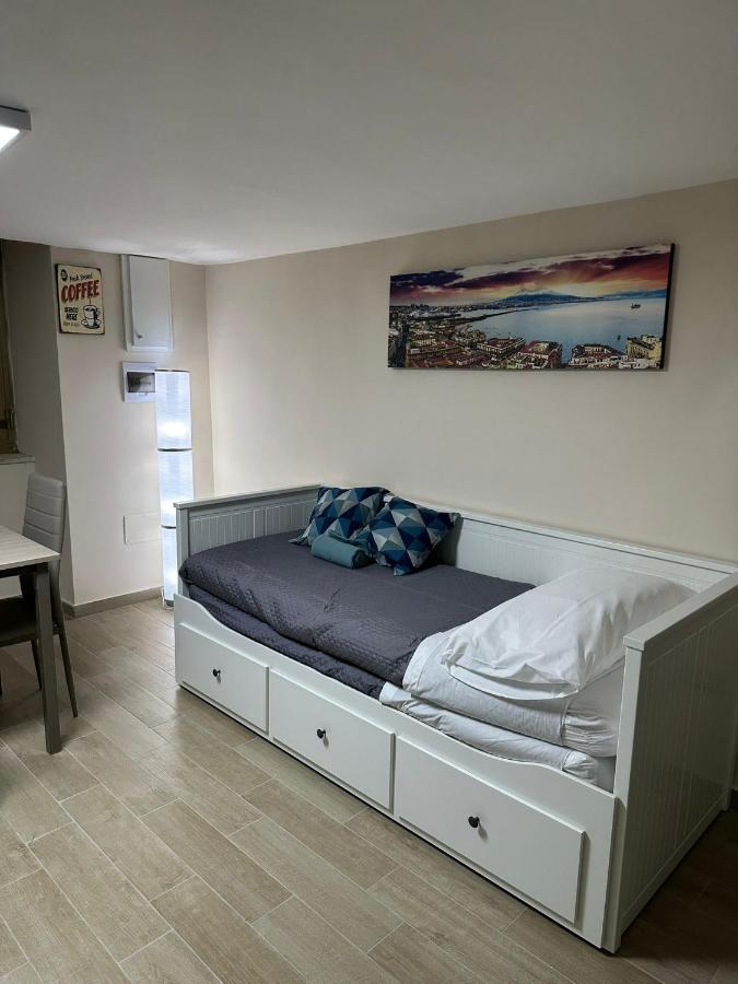 مبيت وإفطار Napoli Centro - La Casa Di Sasa المظهر الخارجي الصورة